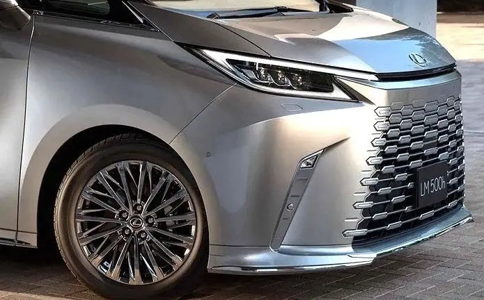 Genuine Lexus Japan 2024-2025 Lexus Lm 19Inch Super Bright Chrome Premium Forged Aluminum Wheel Set (Set Of 4) 1