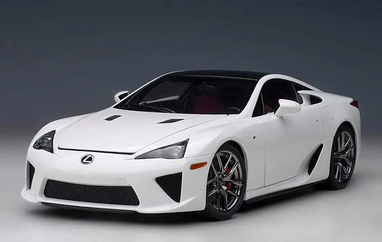 Lexus Lfa 1/18 Scale Diecast Model Car (White With Carbon Roof And Carbon Rear Wing) 1