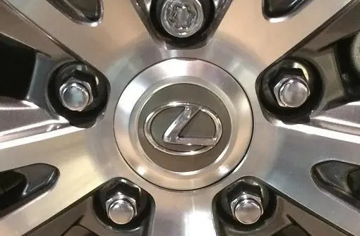 Genuine Lexus Japan 2016-2021 Lx 570 Wheel Center Caps (Set Of 4) 1