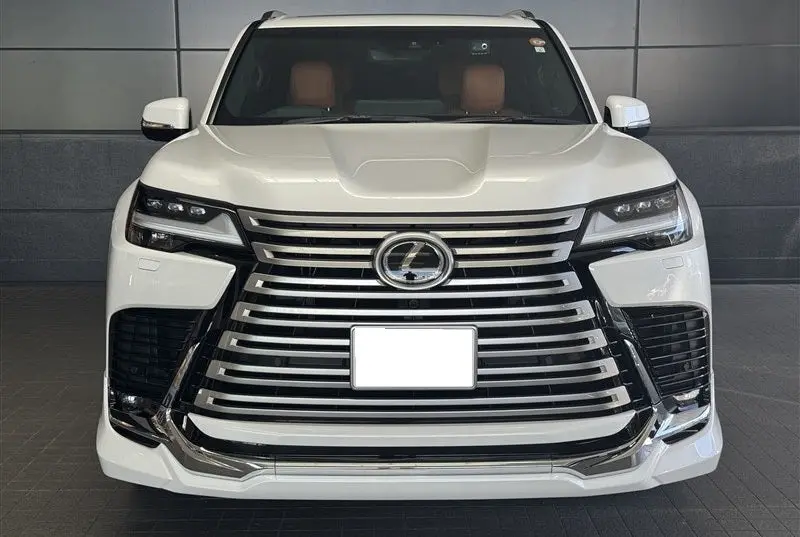 Genuine Lexus Japan 2022-2025 Lx Factory Painted Front Spoiler With Chrome Garnish 3