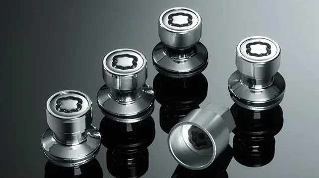 Genuine Lexus Japan 2022-2025 Lx Premium Wheel Locks Set (Silver) 1