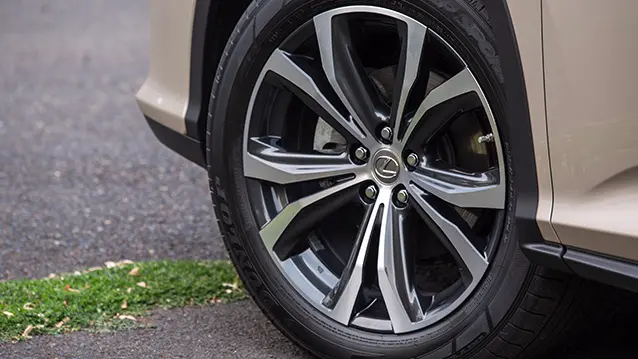 Genuine Lexus Japan 2013-2025 Premium Pkg Wheel Center Caps (Set Of 4) 8