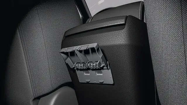 Genuine Honda 2019-2021 Civic / Type-R Usb Charger Port Console (Rr) 1