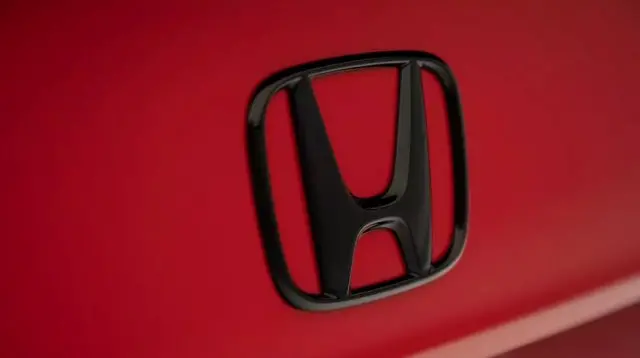 Genuine Honda 2022+ Civic Sedan Gloss H-Mark & Civic Emblem Set 1