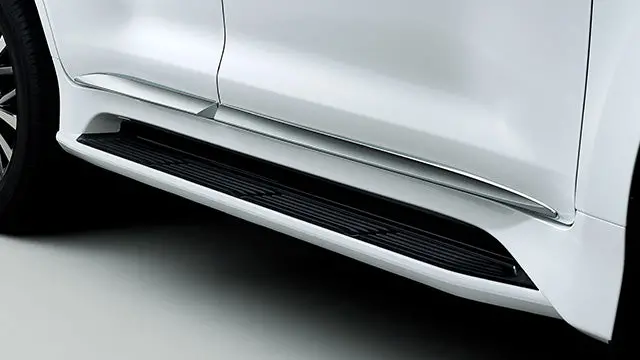 Genuine Lexus Japan 2016-2021 Lx 570 Chrome Body-Side Moldings (Set Of 4) 1