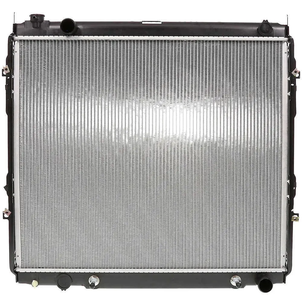Radiator 221-0518 16400-0F030 For Toyota Sequoia Tundra 2Uzfe 4.7L V8 2001-2007 1