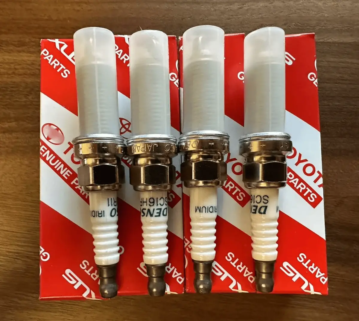 4Pcs Genuine Sc16hr11 90919-01275 Iridium Spark Plugs For Toyota Lexus 1