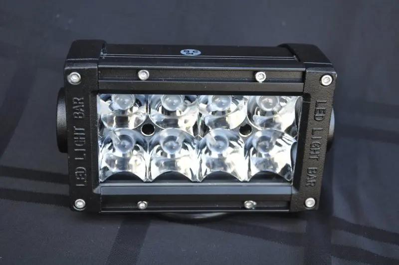 Dv8 Offroad Chrome Series 5-Inch Led Light Bar – 24W Flood/Spot Combo With 3W Auxiliary Leds 1